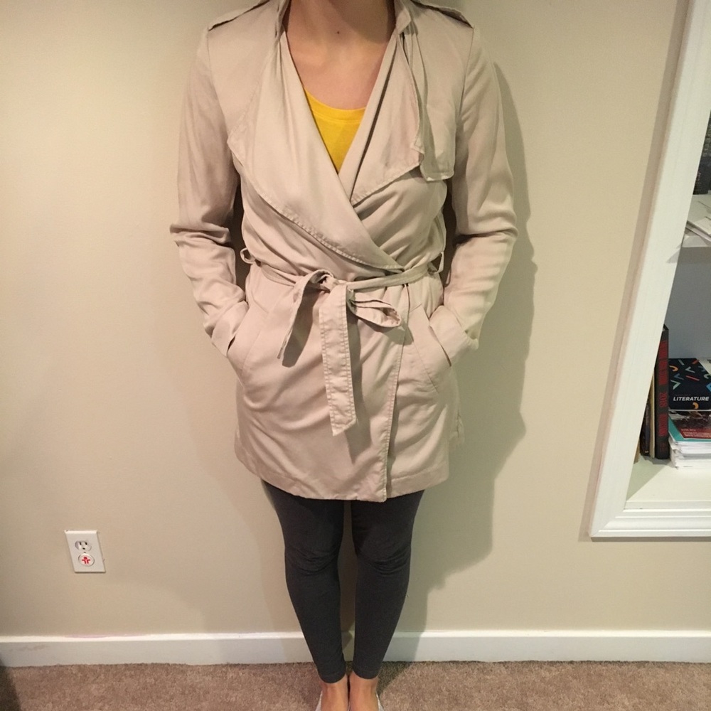 Hm khaki trench coat Size 2